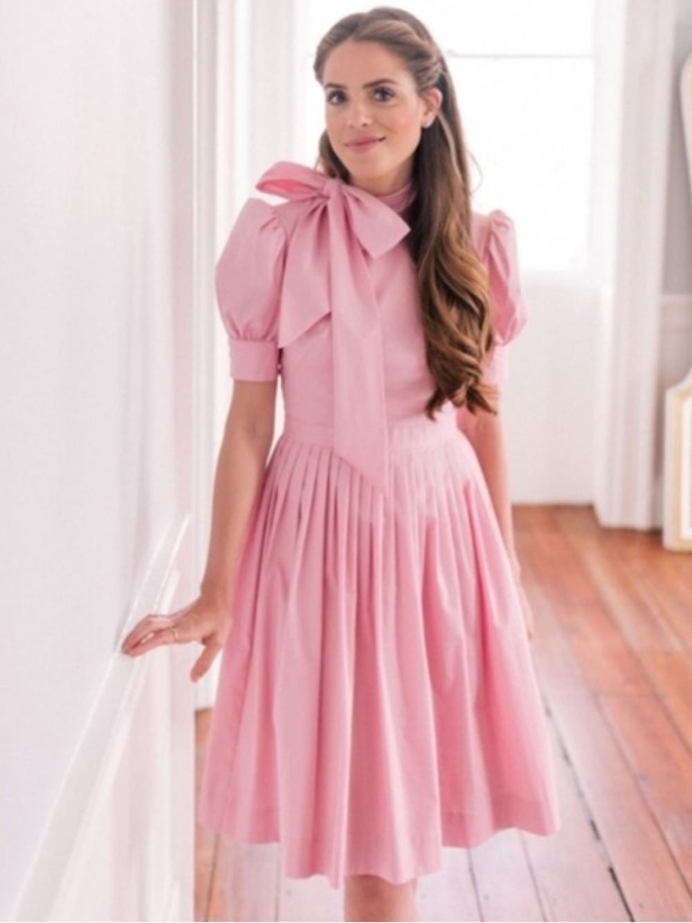 Gal Meets Glam Pink Bow-Neck Puff Sleeve Dress - Picture 2 of 10